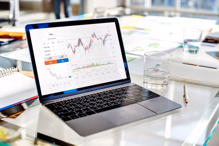 Lightening Ventures Helps Investors Navigate Changing Market Conditions With Confidence